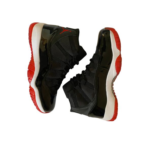 Jordan 11 retro Bred - size 10 M / 11.5 W US / 43 EU - Picture 3 of 7